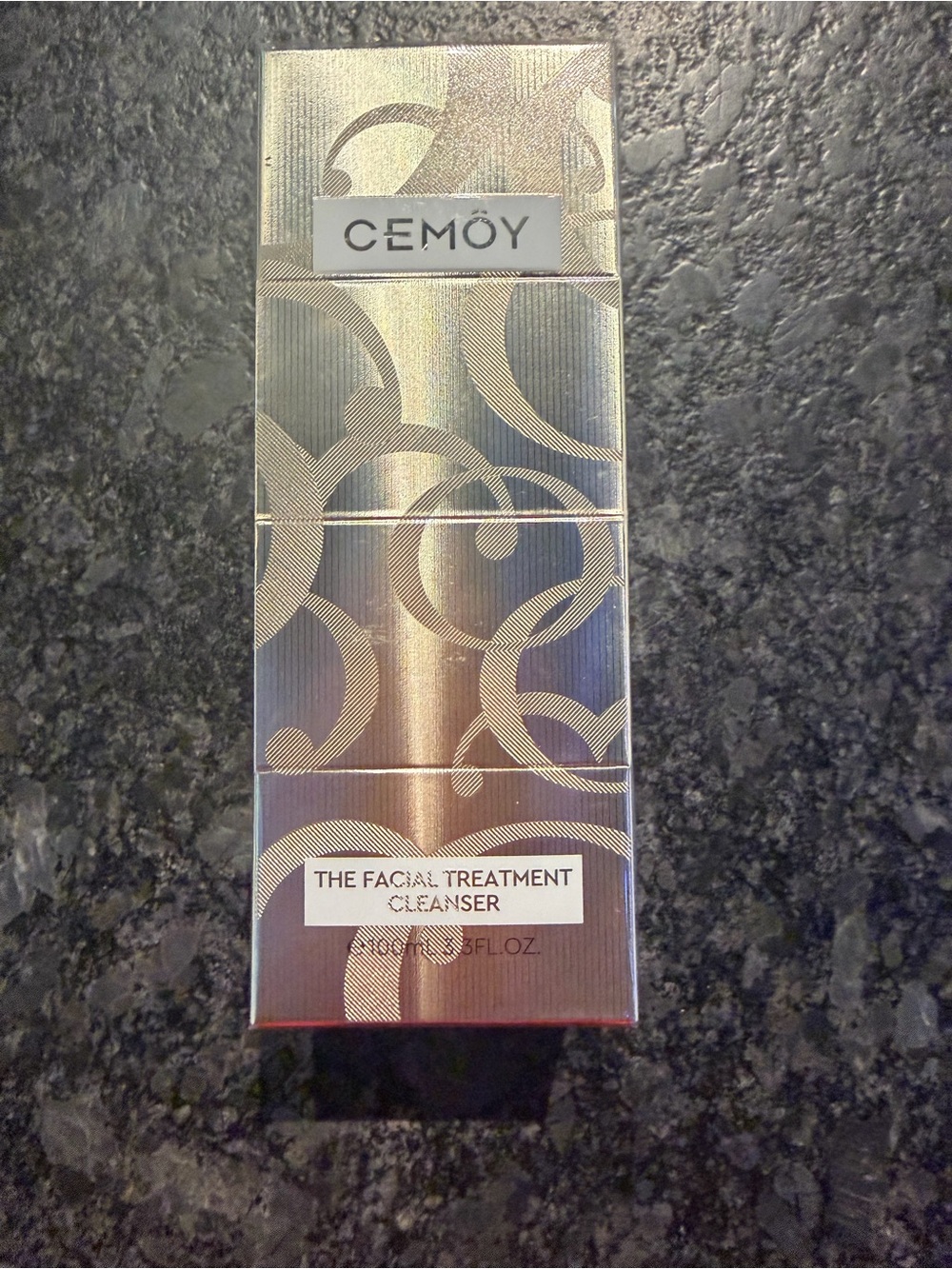Cemoy The Facial Treatment Cleanser — Shimmering Gold Packaging